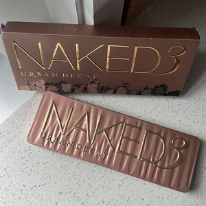 NWT Urban Decay Naked3 Eyeshadow Palette